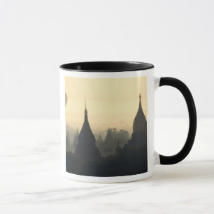 Asien, Burma, (Myanmar), Pagan (Bagan) Heißluft Tasse