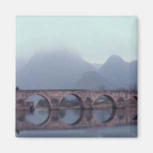 Asien, China, Guizhou, Anshuichang. alt Magnet