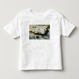 Asien, China, Provinz Yunnan, Kreis Yuanyang. Kleinkind T-shirt