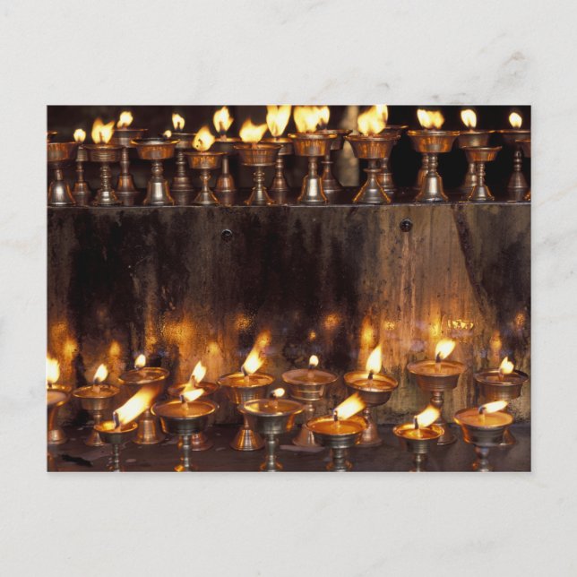 Asien, China, Tibet, Lhasa. Flammen des Gebets, Postkarte (Vorderseite)