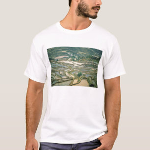 Asien, China. Überschwemmte Reisterrassen in der N T-Shirt