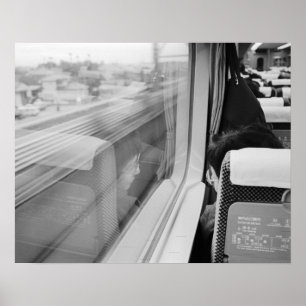 Asien, Japan. An Bord des Shinkansen-Bullet-Zuges Poster