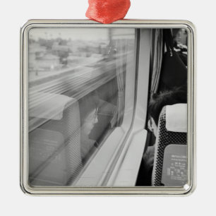 Asien, Japan. An Bord des Shinkansen-Bullet-Zugs Ornament Aus Metall