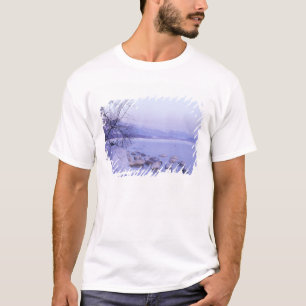 Asien, Japan, Hokkaido, Akan NP, Whopper Schwäne T-Shirt
