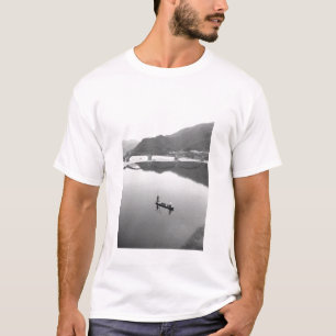 Asien, Japan, Iwakuni. Fischer und historische 2 T-Shirt