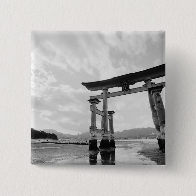 Asien, Japan, Myajima. Torri Gate 2 Button (Vorderseite)