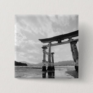Asien, Japan, Myajima. Torri-Tor 2 Button