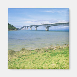 Asien, Japan, Okinawa, Kouri-Brücke Magnet