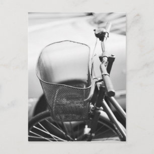 Asien, Japan, Tokio. Bike-Korb auf der Ginza Postkarte