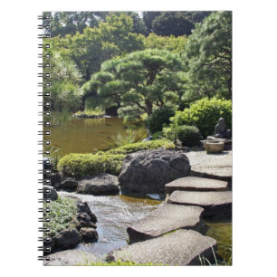 Asien, Japan, Tokio. Der japanische Garten im Notizblock