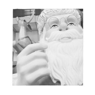 Asien, Japan, Tokio. Der Weihnachtsmann in Ikebuku Notizblock