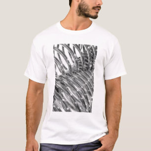 Asien, Japan, Tokio. Gewickeltes Rohr, Tepco Energ T-Shirt