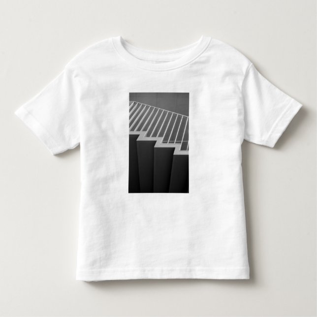 Asien, Japan, Tokio. Treppen in Tokio 2 Kleinkind T-shirt (Vorderseite)