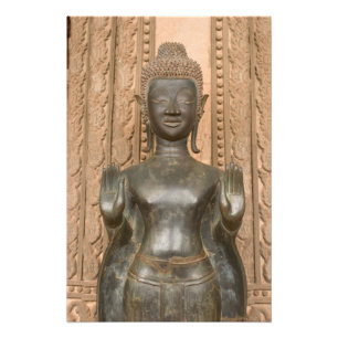 Asien, Laos, Vientiane, Bronze-Buddha in Hawn Fotodruck