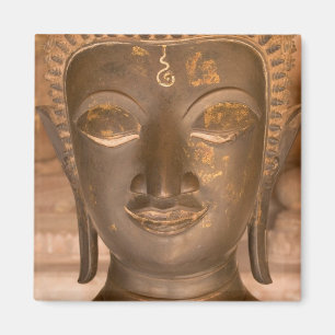 Asien, Laos, Vientiane, Bronze-Skulptur in Wat Magnet