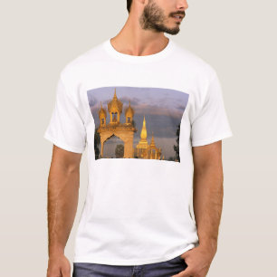 Asien, Laos, Vientiane. That-Luang-Tempel. T-Shirt