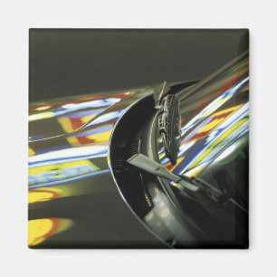 Asien, Malaysia, Melaka. Neonreflektionen im Auto Magnet