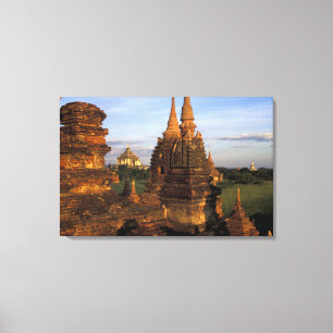 Asien, Myanmar, Bagan. Alte Tempel und Leinwanddruck