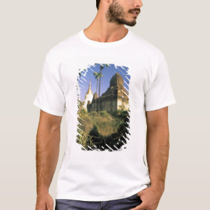 Asien, Myanmar, Bagan. Kubyauk-Gyi-Tempel. T-Shirt