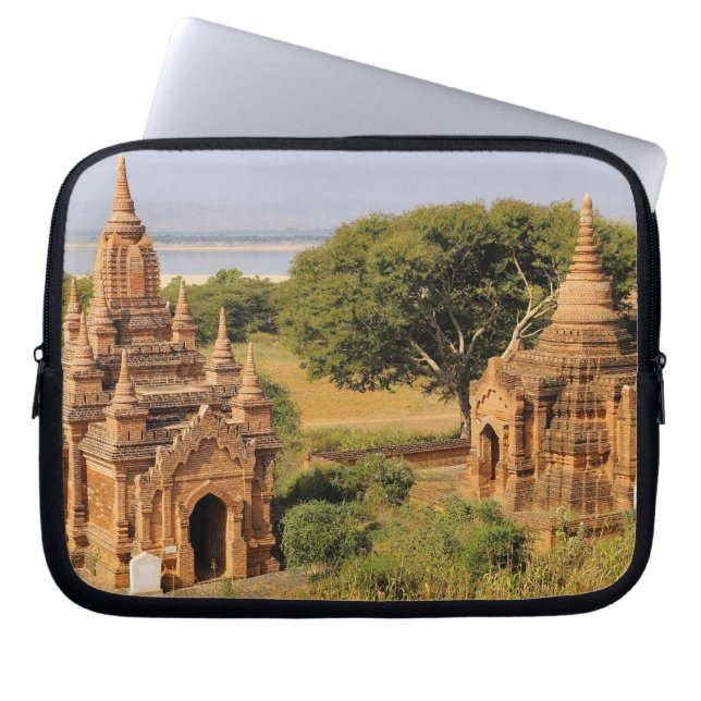 Asien, Myanmar (Birma), Bagan (Heide). Verschieden Laptopschutzhülle (Vorderseite)