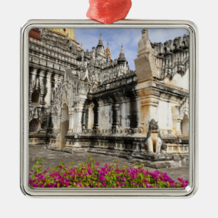 Asien, Myanmar (Burma), Bagan (Pagan). Die Ananda Ornament Aus Metall