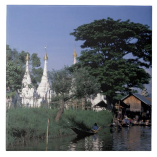 Asien, Myanmar, Inle Lake. Ein freier Markt. Fliese