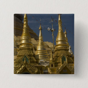 Asien, Myanmar, Yangon. Goldene Stupa von Shwedago Button