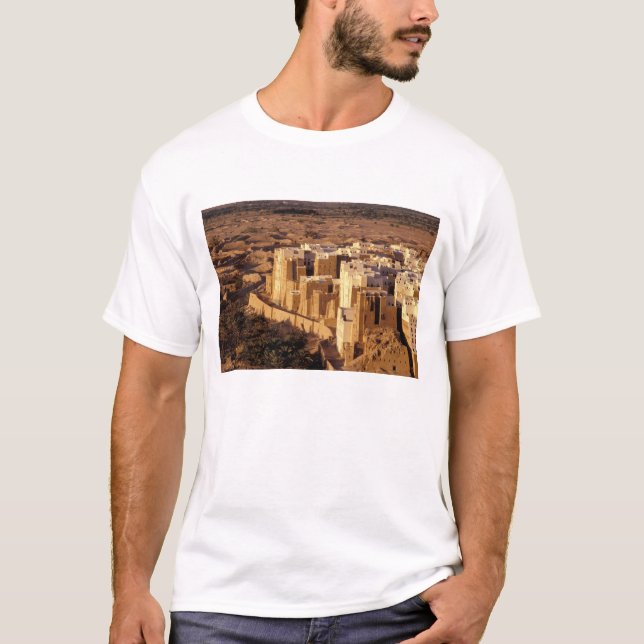 Asien, Naher Osten, Republik Jemen, Shibam T-Shirt (Vorderseite)