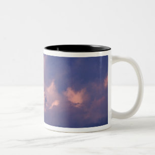 Asien, Nepal. Machhapuchhare Zweifarbige Tasse