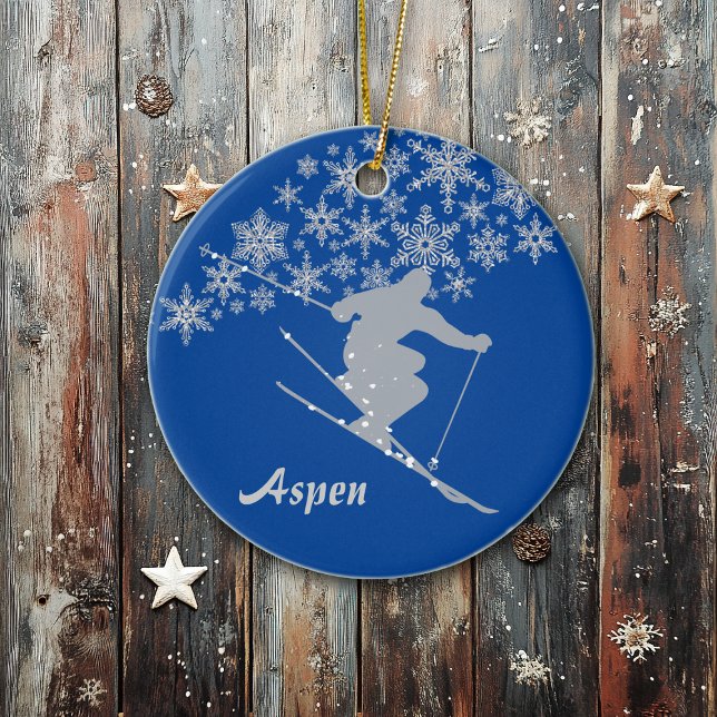 Aspen Snowflake Skier Personalisiert Keramik Ornament (Von Creator hochgeladen)