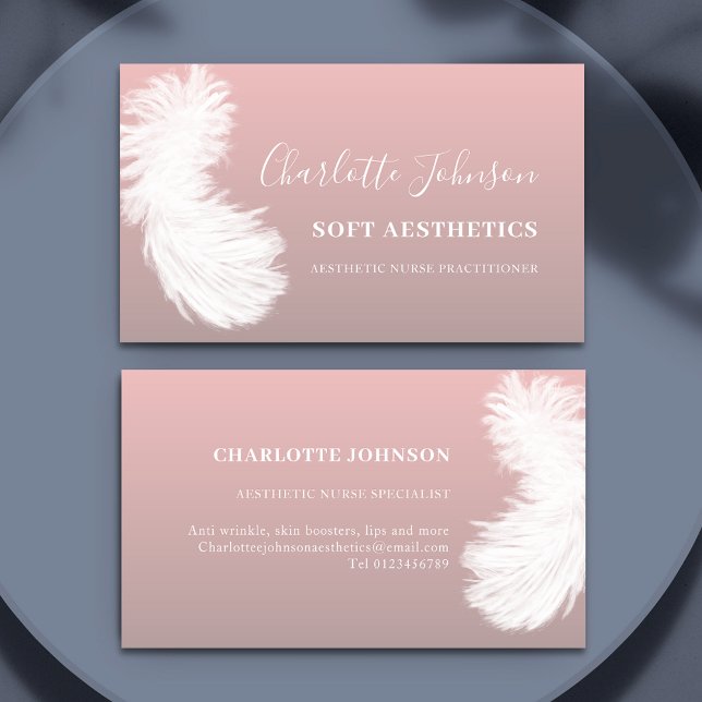 Ästhetik der Hautpflege Krankenpflege Rosa Visitenkarte (Aesthetic nurse specialist skincare professional pink business card with feather artwork)