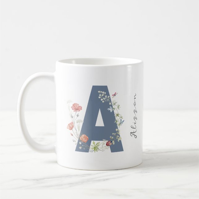 Ästhetische Aquarellblütenbuchstabe A Monogramm Kaffeetasse (Links)