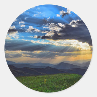 Ästhetische Landschaftsmalerei auf Aufklebern Runder Aufkleber