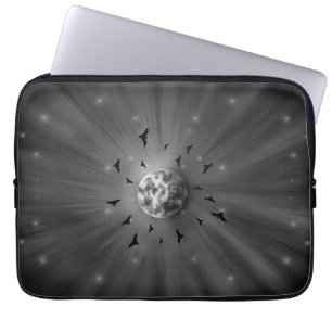 Ästhetischer Himmelsmond und Vögel Mystisches Mono Laptopschutzhülle