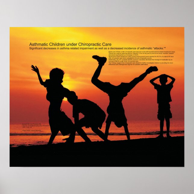 Asthmatische Kinder unter Chiropraktik Poster (Vorne)