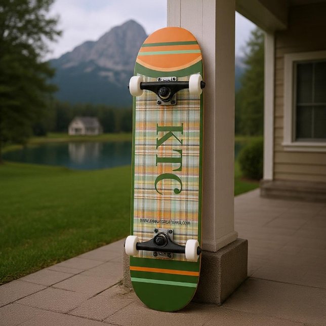 Aston Kariert 2 Skateboard (Von Creator hochgeladen)