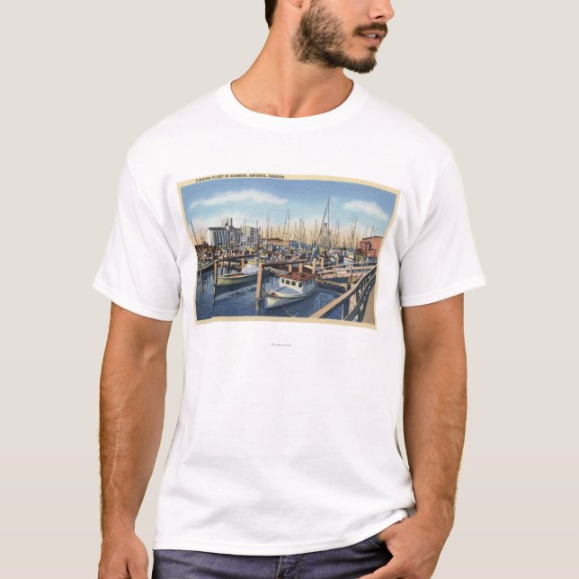 Astoria, Oregon - Fischereiflotte im Hafen T-Shirt (Vorderseite)