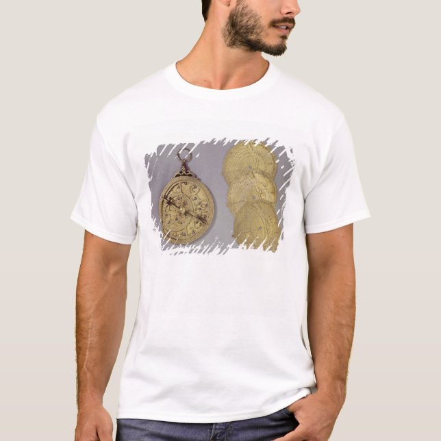 Astrolabe, 1216 T-Shirt (Vorderseite)
