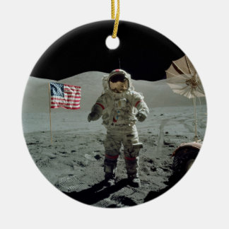 Astronaut Apollo 17 im Stier Littrow Tal Keramik Ornament