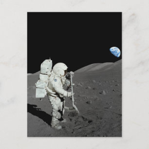 Astronaut auf dem Mond Postkarte