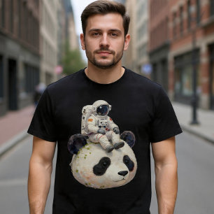 Astronaut auf einem Weltraumpanda Surreal, seltsam T-Shirt