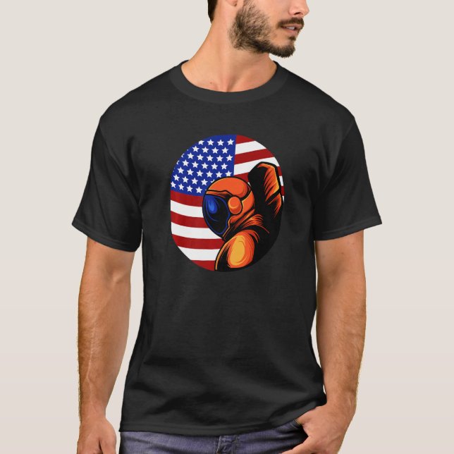 Astronaut Cosmonaut USA American Flag Space Roc T-Shirt (Vorderseite)