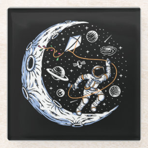 Astronaut, der einen Drachen auf dem Mond fliegt Glasuntersetzer