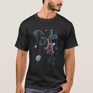 Astronaut für coole Raumfahrt und Planeten auf dem T-Shirt