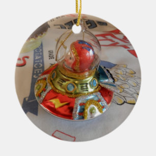 Astronaut Glasverzierung auf Idaho Vintag Keramik Ornament
