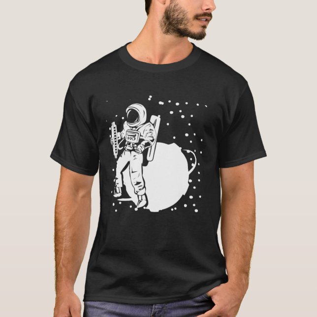 Astronaut Harmonikaspieler mit Planet Harmonicist T-Shirt (Vorderseite)