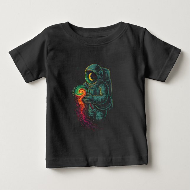 Astronaut Holding a Cosmic Spiral Baby T-shirt (Vorderseite)