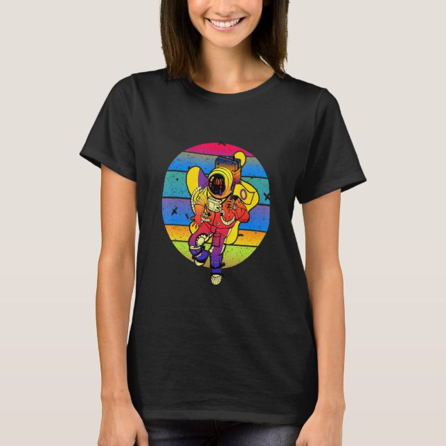 Astronaut Holding Lgbt Flag Intersex Proud Lgbt Su T-Shirt (Vorderseite)