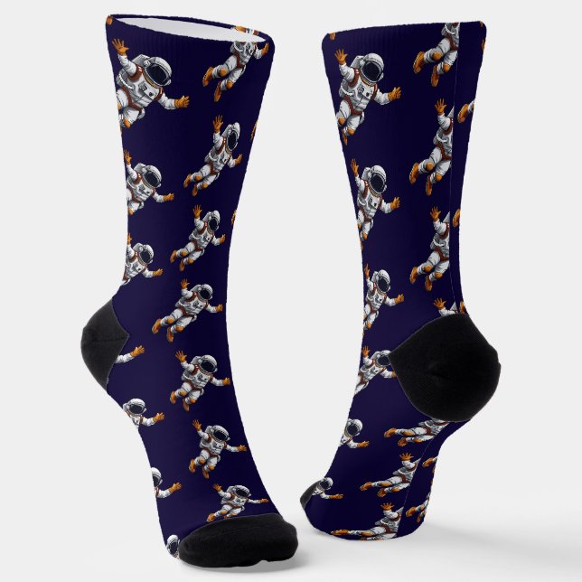 Astronaut im Weltraum Socken (Gewinkelt)