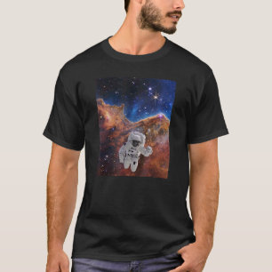 Astronaut in kosmischen Klippen Webb Weltraumteles T-Shirt